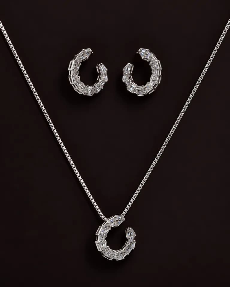 Conjunto Arc banho ródio branco com zirconia e strass